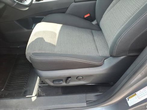Used 2021 Nissan Rogue SV FWD image 19