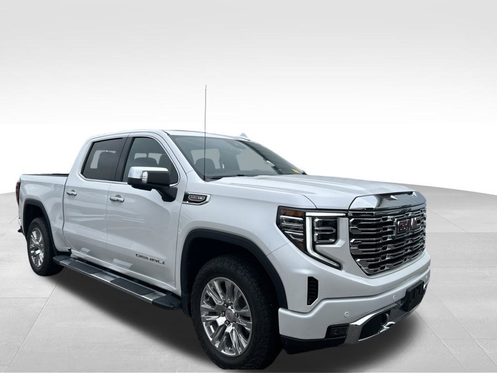 Used 2025 GMC Sierra 1500 Denali w/ Technology Package AWD/4WD image 8