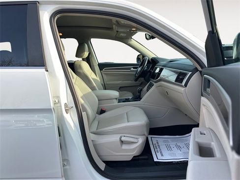 Used 2019 Volkswagen Atlas SE image 15
