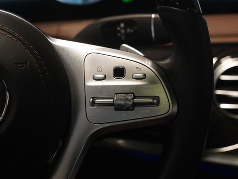 Used 2020 Mercedes-Benz S 560 4MATIC Sedan image 17