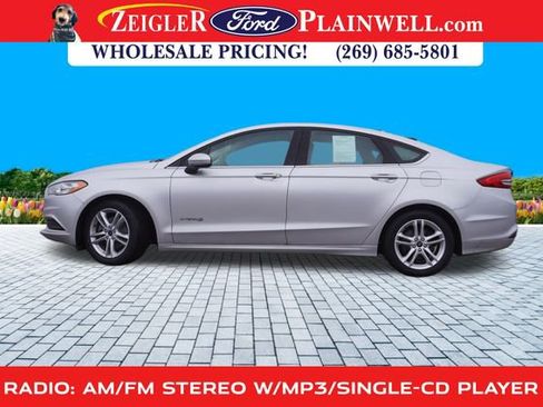 Used 2018 Ford Fusion S image 2