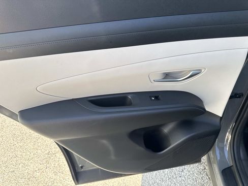 Used 2025 Hyundai Tucson SEL FWD image 9