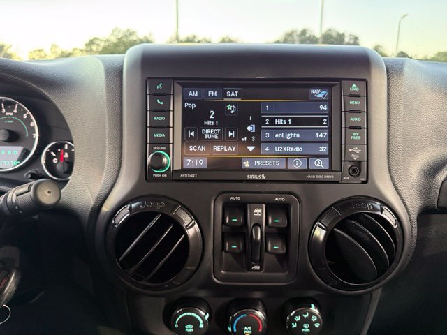 Used 2017 Jeep Wrangler Unlimited Sahara AWD/4WD image 20