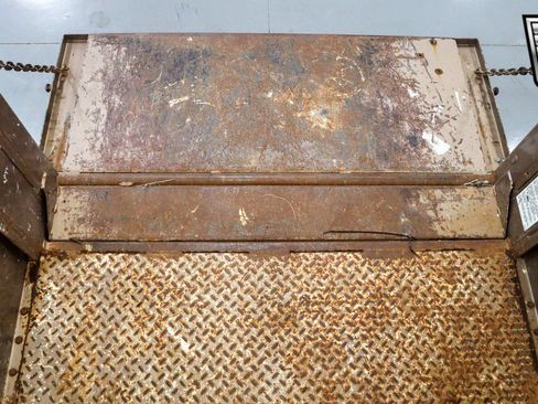 Used 1997 Chevrolet Silverado 3500 2WD Crew Cab w/ Convenience Pkg image 17