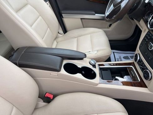 Used 2015 Mercedes-Benz GLK 350 2WD image 33