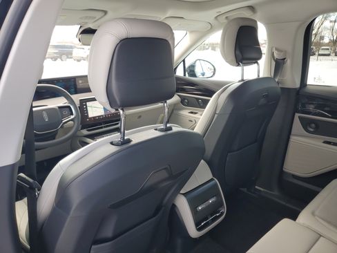 New 2026 Lincoln Nautilus Reserve w/ Jet Appearance Package image 29