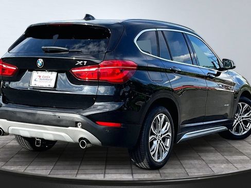 Used 2017 BMW X1 xDrive28i AWD/4WD image 5