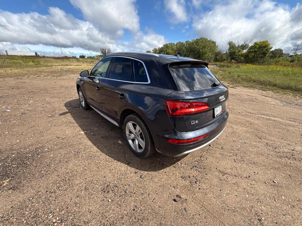 Used 2018 Audi Q5 2.0T Premium Plus w/ Premium Plus Package AWD/4WD image 4