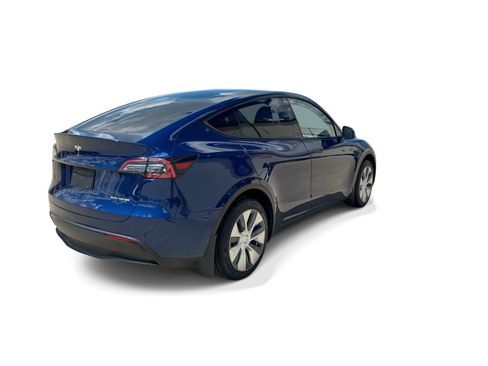 Certified 2023 Tesla Model Y Long Range AWD/4WD image 6