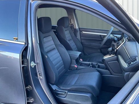 Used 2018 Honda CR-V LX image 16