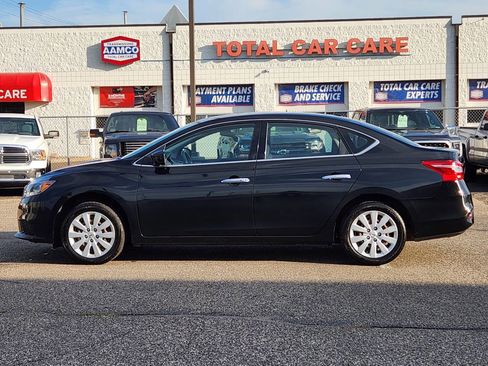 Used 2016 Nissan Sentra SV image 3