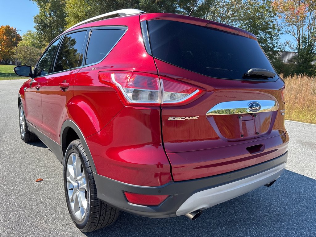 Used 2014 Ford Escape Titanium AWD/4WD image 3