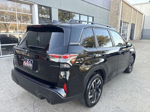 Used 2025 Subaru Forester Limited AWD/4WD image 14
