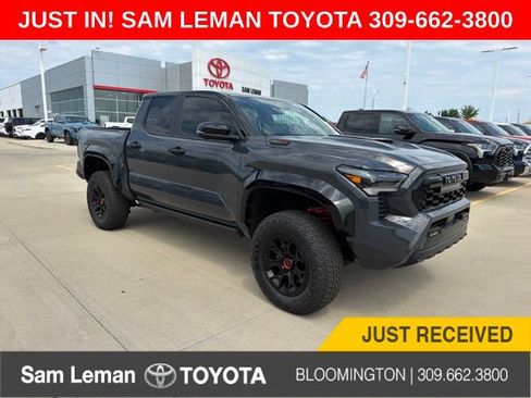 Used 2025 Toyota Tacoma TRD Pro AWD/4WD image 1
