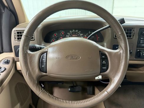 Used 1999 Ford F350 4x4 Crew Cab DRW Super Duty image 19