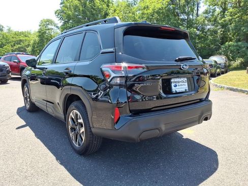 Used 2025 Subaru Forester Premium w/ Convenience Package #1 AWD/4WD image 21
