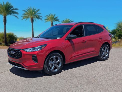 Certified 2024 Ford Escape ST-Line w/ Tech Pack #1 FWD image 33