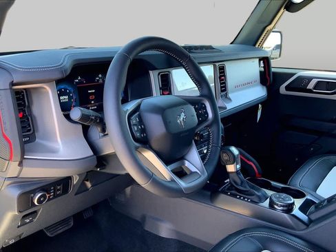 New 2026 Ford Bronco Outer Banks w/ Sasquatch Package AWD/4WD image 8