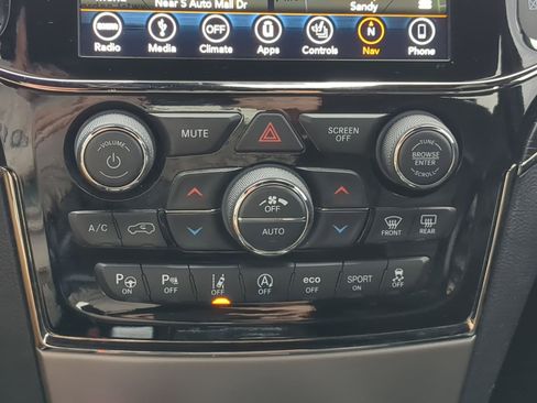 Used 2019 Jeep Grand Cherokee High Altitude image 25