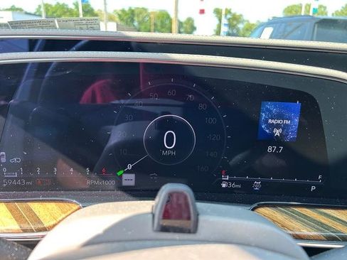 Used 2023 Cadillac Escalade Sport Platinum w/ LPO, ONYX Package image 20