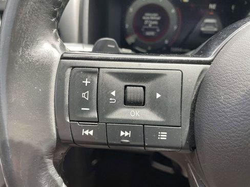 Used 2021 Nissan Rogue Platinum AWD/4WD image 27