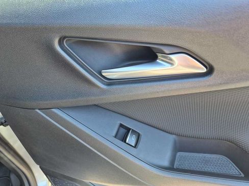 New 2026 Chevrolet Equinox RS w/ Convenience Package III FWD image 39