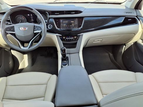 Used 2024 Cadillac XT6 Premium Luxury w/ Technology Package image 19