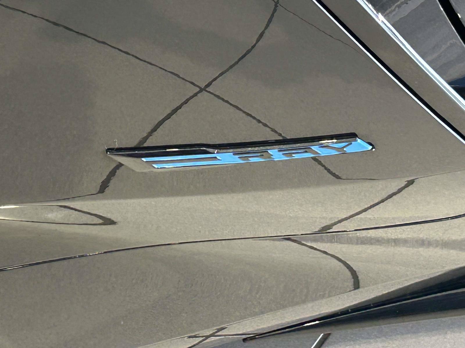 Used 2024 Chevrolet Corvette E-Ray AWD/4WD image 9