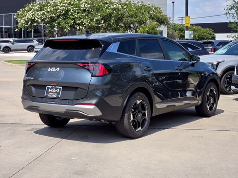 New 2026 Kia Sportage EX FWD image 5