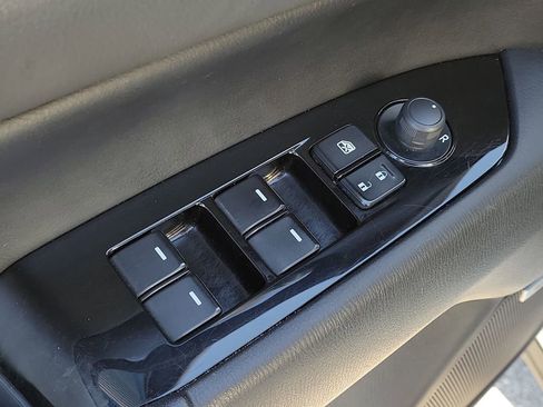 Used 2019 MAZDA CX-5 Touring image 25