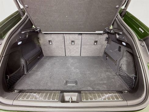 Used 2025 Porsche Macan Electric image 27