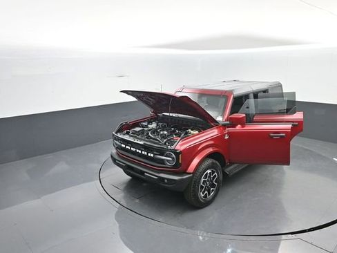 New 2026 Ford Bronco Outer Banks image 40