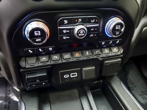 Used 2021 GMC Sierra 1500 Denali w/ Denali Premium Package image 21