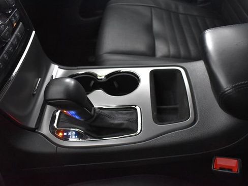 Used 2019 Jeep Grand Cherokee Limited X RWD image 15