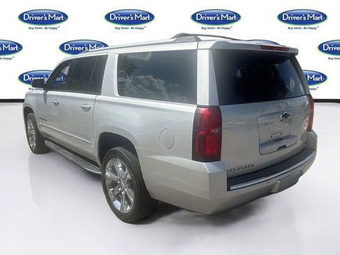 Used 2018 Chevrolet Suburban Premier RWD image 5
