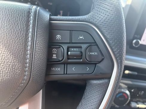 Used 2025 Toyota Tacoma SR5 RWD image 14