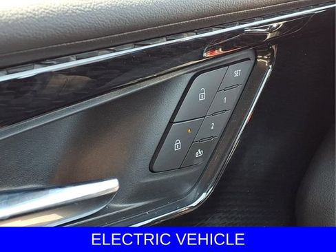 Used 2024 Chevrolet Blazer EV RS AWD/4WD image 15