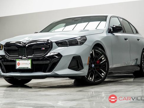 Used 2025 BMW i5 M60 w/ Premium Package image 1