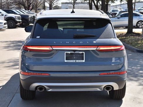 New 2026 Lincoln Corsair Premiere image 8