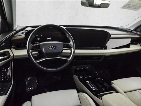 Certified 2025 Audi Q6 e-tron Premium Plus AWD/4WD image 19