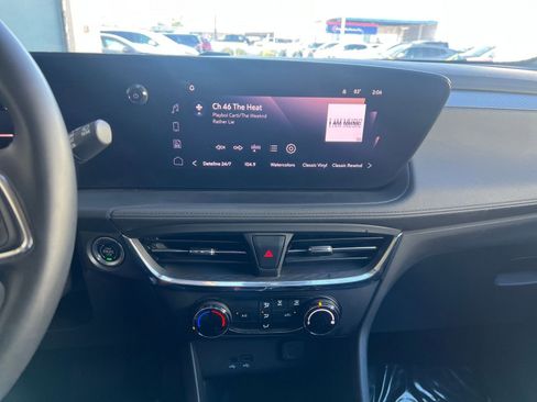 Used 2025 Buick Encore GX Preferred image 21