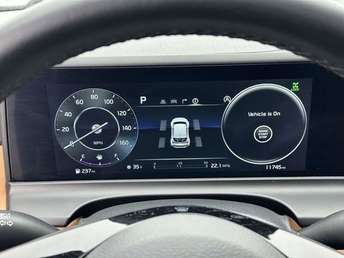 Used 2024 Kia Seltos EX image 12