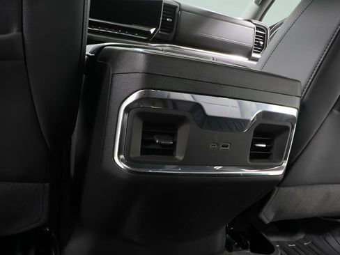 Used 2024 GMC Sierra 1500 Elevation w/ Elevation Premium Package AWD/4WD image 26