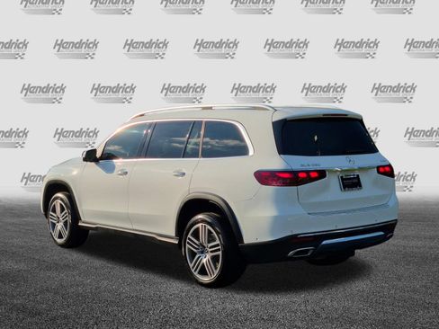 Used 2024 Mercedes-Benz GLS 450 4MATIC image 8