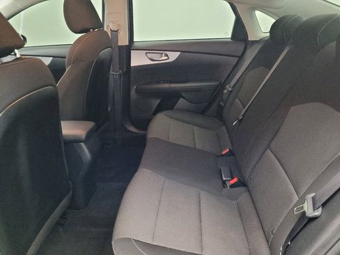 Used 2024 Kia Forte LXS w/ LXS Technology Package image 18