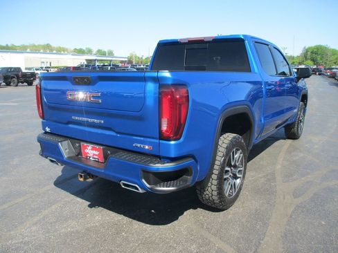Used 2022 GMC Sierra 1500 AT4 w/ AT4 Preferred Package AWD/4WD image 5