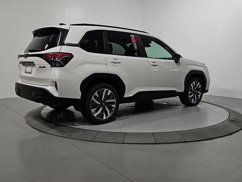 New 2026 Subaru Forester Touring AWD/4WD image 5