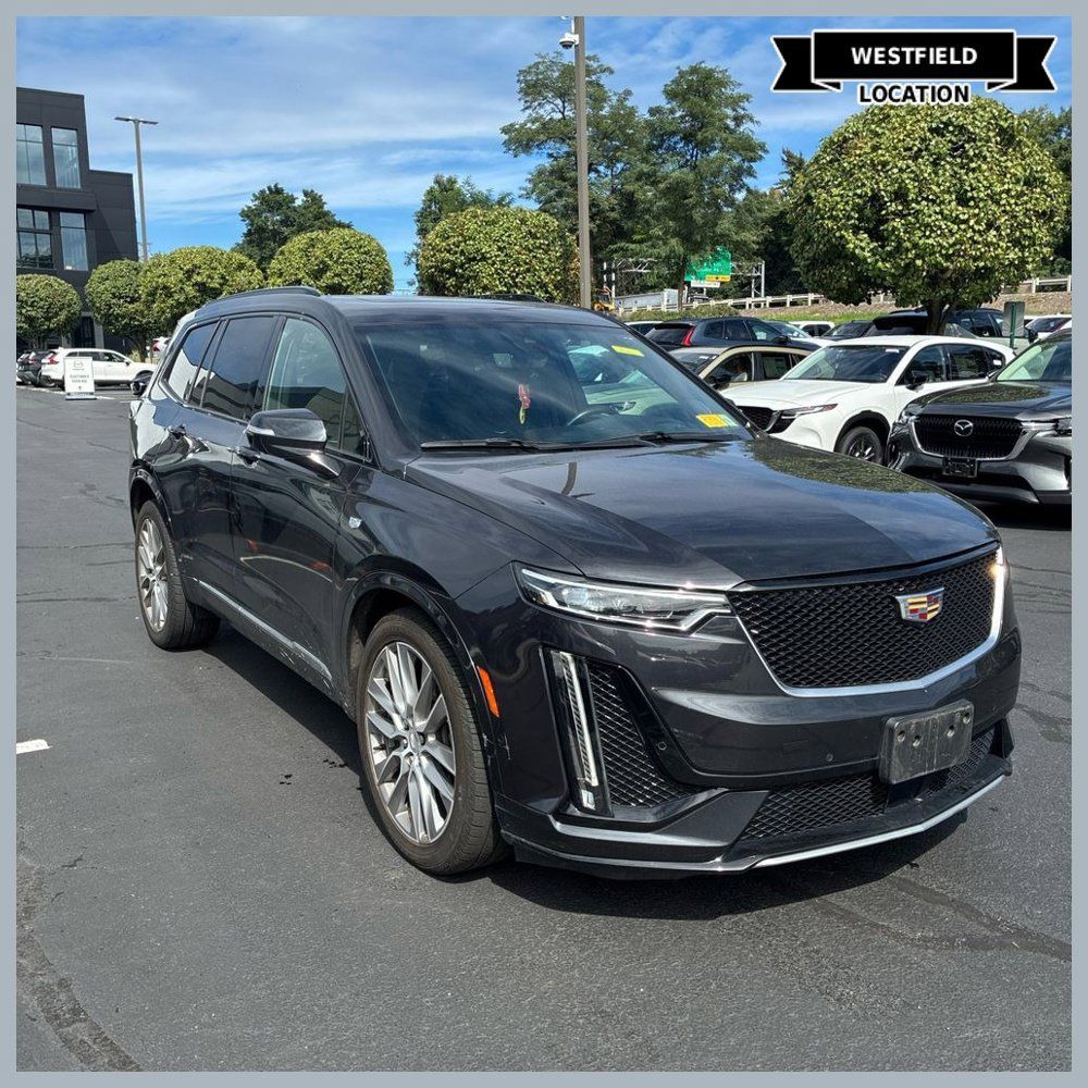 Used 2020 Cadillac XT6 Sport w/ Platinum Package AWD/4WD image 1