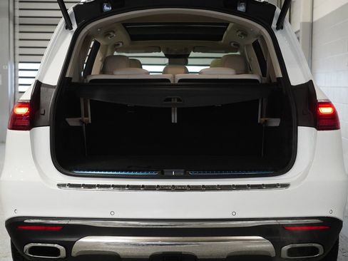 New 2026 Mercedes-Benz GLS 450 4MATIC image 34