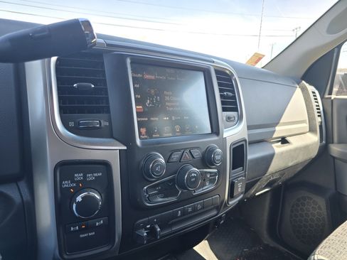 Used 2016 RAM 2500 Power Wagon w/ Luxury Group AWD/4WD image 24